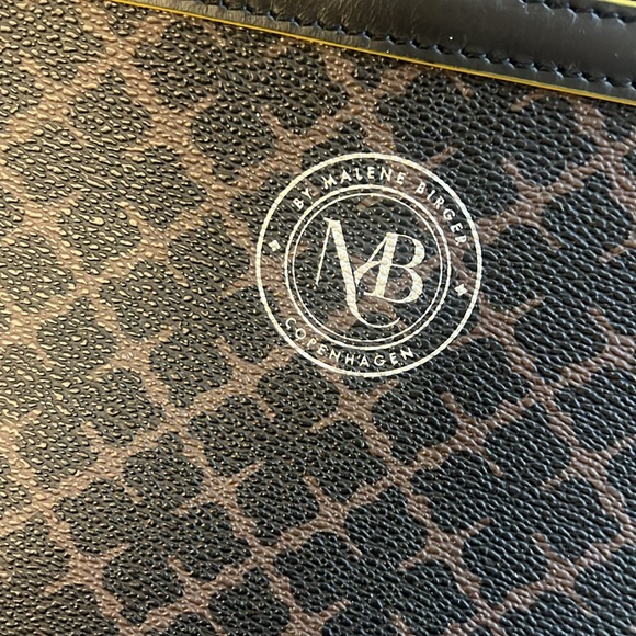 Incredible condition please check pics carefully - Picture 4 of 12